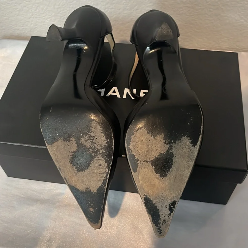 Chanel Shoe Size 37 Black Leather Pointed Toe Chain Detail Ankle Strap Pump